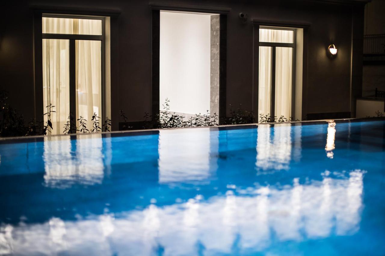 Villa Eugenia Boutique Hotel Сан-Себастьян Экстерьер фото